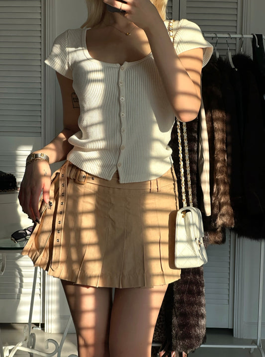 Vintage Burberry camel pleated skirt